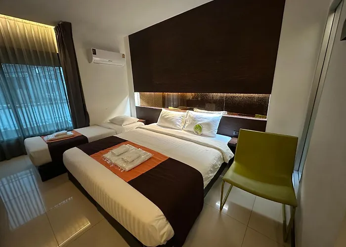 Collection O The Bangkok Airport Link Suite